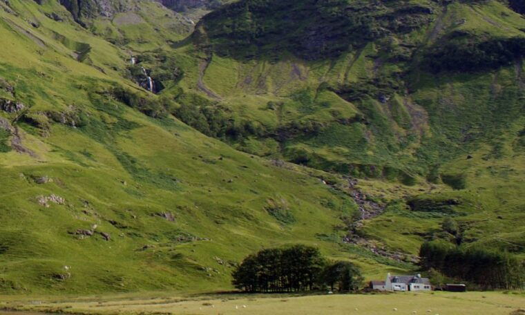 from-edinburgh-loch-ness-and-highlands-tour-in-spanish