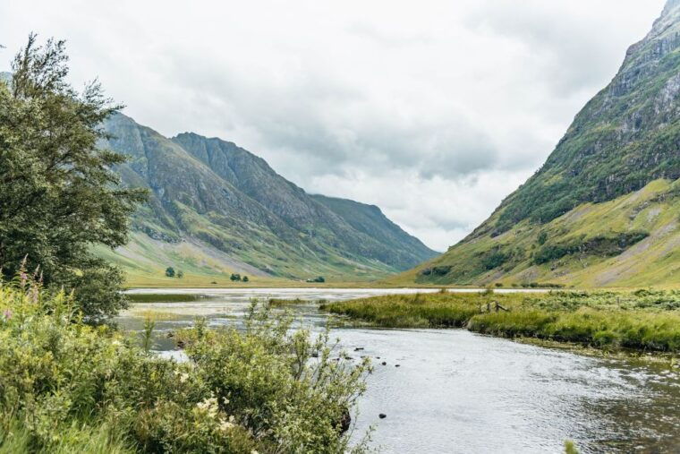 from-edinburgh-loch-ness-glenoce-the-highlands-day-tour