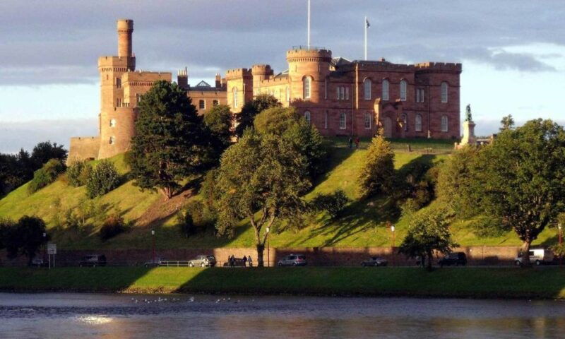 from-edinburgh-loch-ness-inverness-tour-in-spanish