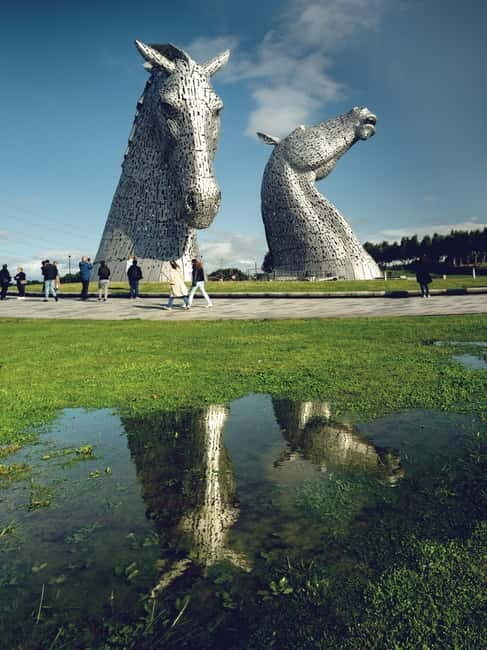 From Edinburgh: Stirling Castle, Kelpies and Loch Lomond - An Authentic Taste of Scotland’s Highlights