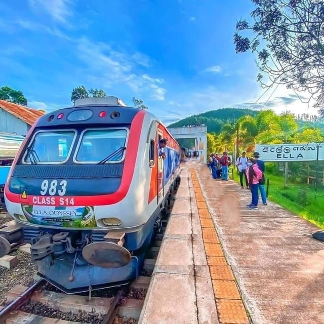 from-ella-all-inclusive-day-trip-of-8-iconic-sights-train