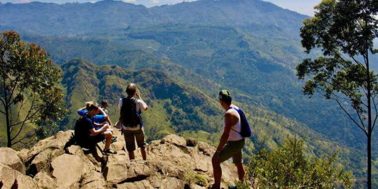 from-ella-all-inclusive-day-trip-of-8-iconic-sights-train