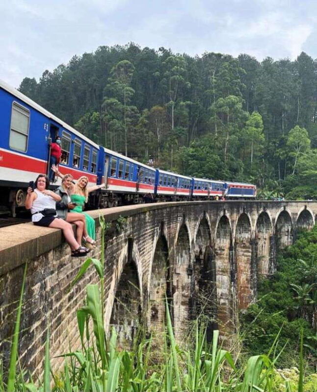 from-ella-all-inclusive-day-trip-to-experience-ella-train