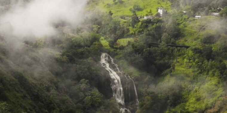 from-ella-day-trip-of-8-iconic-sights-scenic-train-ride