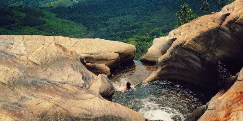 from-ella-diyaluma-falls-full-day-tour-with-lunch