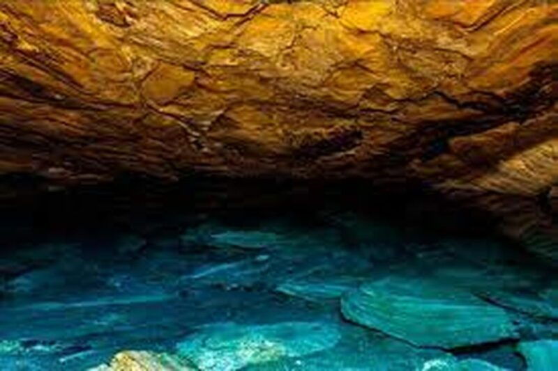 from-ella-explore-blue-water-pond-cave-nildiya-pokuna