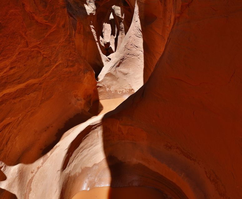 from-escalante-dry-fork-peekaboo-spooky-slot-canyon-tour