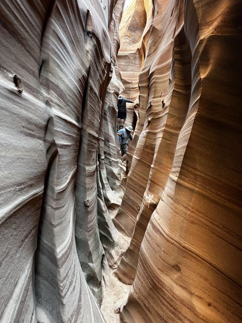from-escalante-zebra-slot-canyon-guided-tour-and-hike