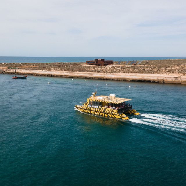 from-faro-catamaran-boat-trip-to-deserta-island-with-stop