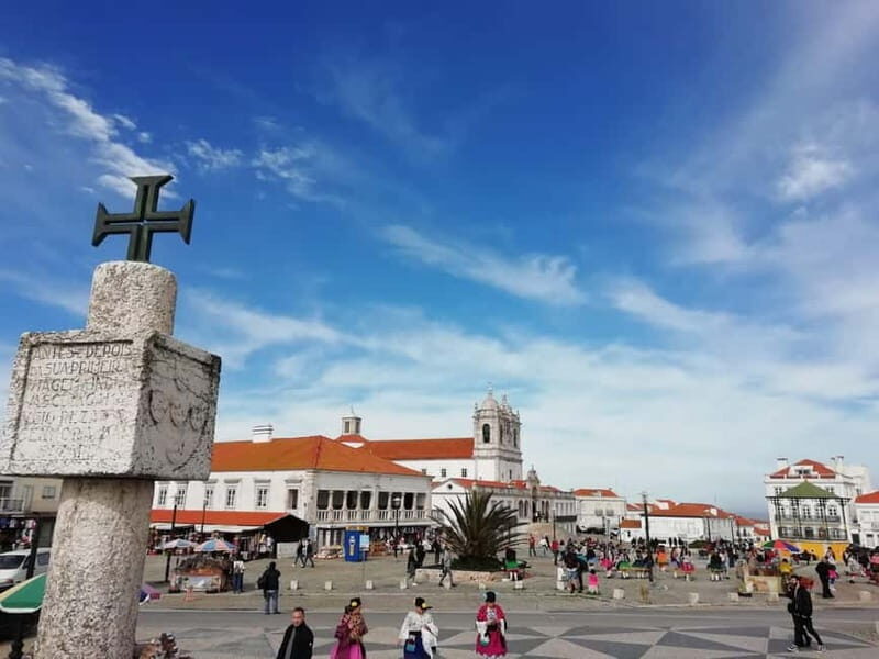 From Fátima: Batalha and Nazaré Guided Tour - Key Points