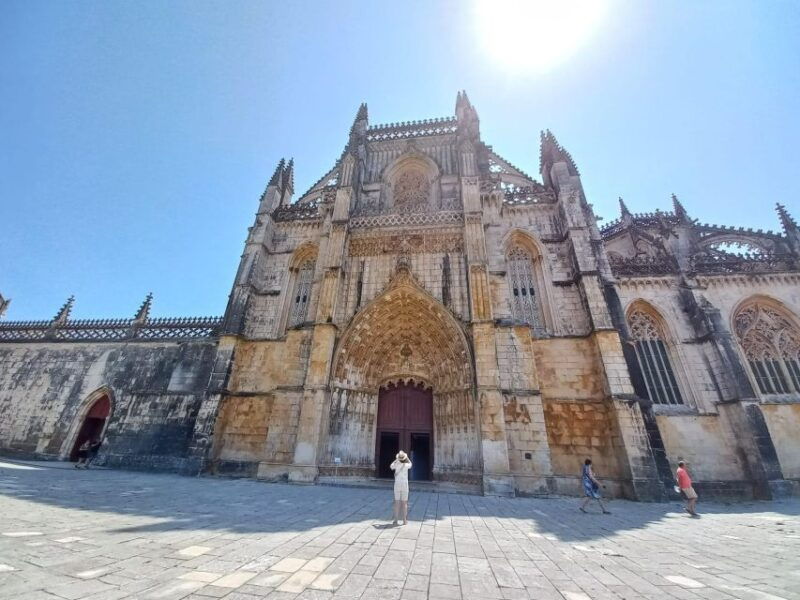 from-fatima-to-batalha-nazare-and-obidos-private-tour