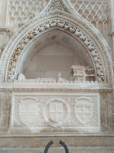 from-fatima-to-batalha-nazare-and-obidos-private-tour