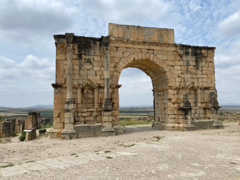 From Fes: Volubilis, Moulay Idriss, & Meknes Full-Day Trip - Key Points