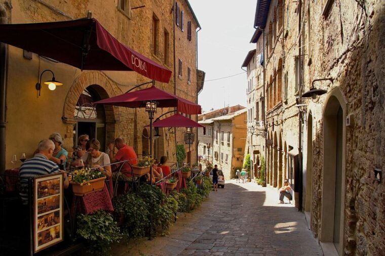 from-florence-private-tour-of-san-gimignano-and-volterra