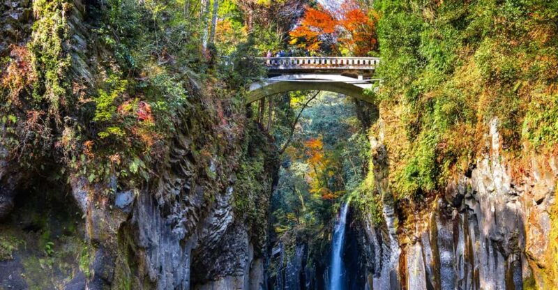 from-fukuoka-miyazaki-kumamoto-and-takachiho-gorge-tour