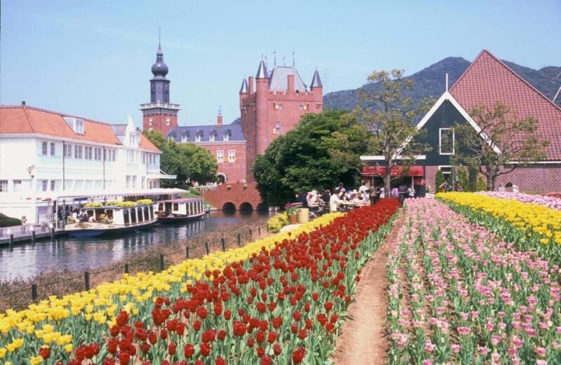 From Fukuoka: Private Day Trip to Huis Ten Bosch Theme Park - Practical Details: Timing, Group Size, and Comfort