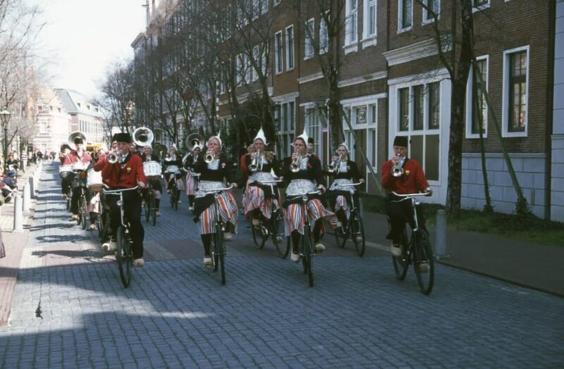 From Fukuoka: Private Day Trip to Huis Ten Bosch Theme Park - Is This Tour Right for You?