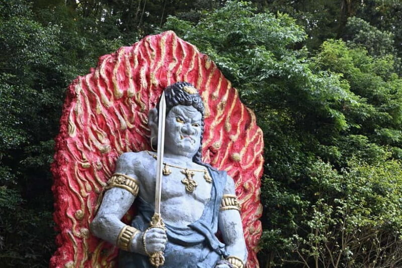 From Fukuoka: Private Shrine & Food Tour w/ English Guide - What to Expect in Terms of Logistics and Comfort