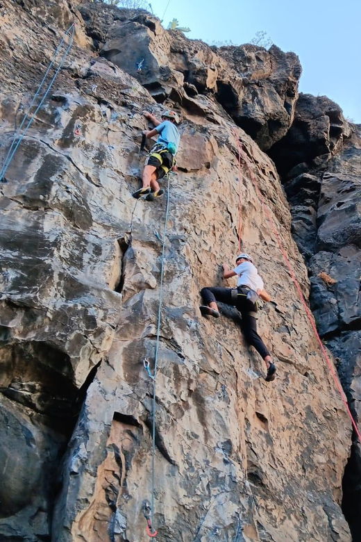 from-funchal-guided-climbing-tour-with-pick-up
