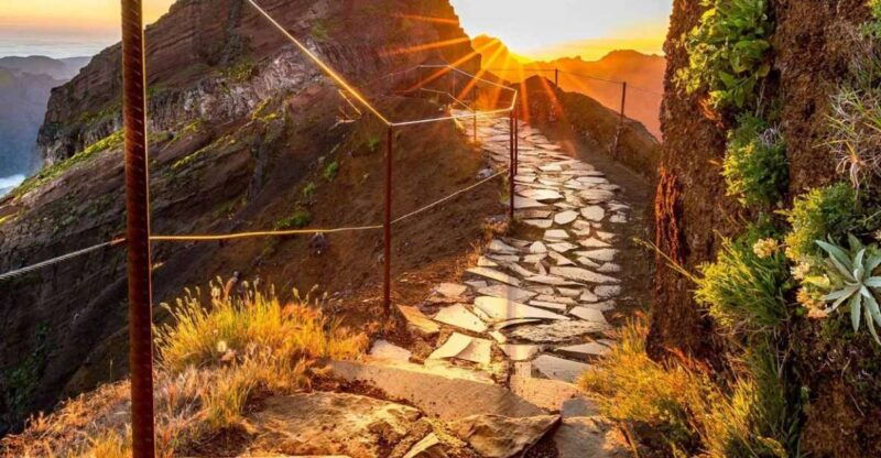 from-funchal-pico-do-areiro-and-pico-ruivo-hiking-tour