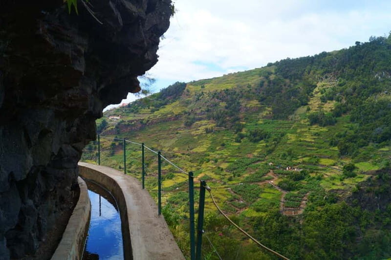 From Funchal: Wet your hair in the amazing Moinhos Levada - FAQ