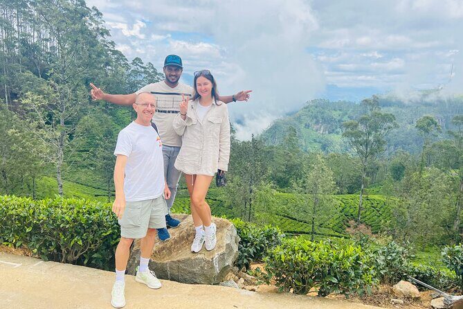 From Galle : Ella Day Trip with Train Ride & Tea Factory Visit - Little Adams Peak: A Short But Rewarding Hike