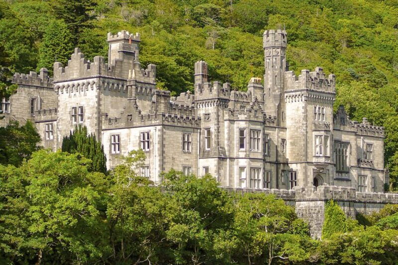 from-galway-connemara-kylemore-abbey-full-day-guided-tour