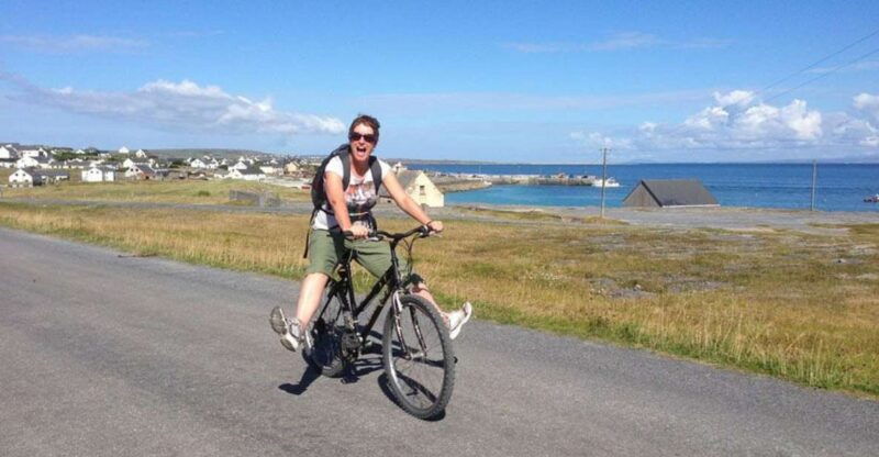 from-galway-day-trip-to-inisheer-with-bike-or-bus-tour