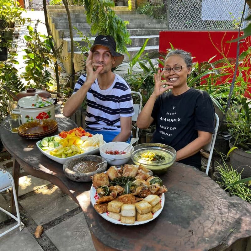 From Garden to Table: Indonesian Cooking Class in Yogyakarta - Key Points
