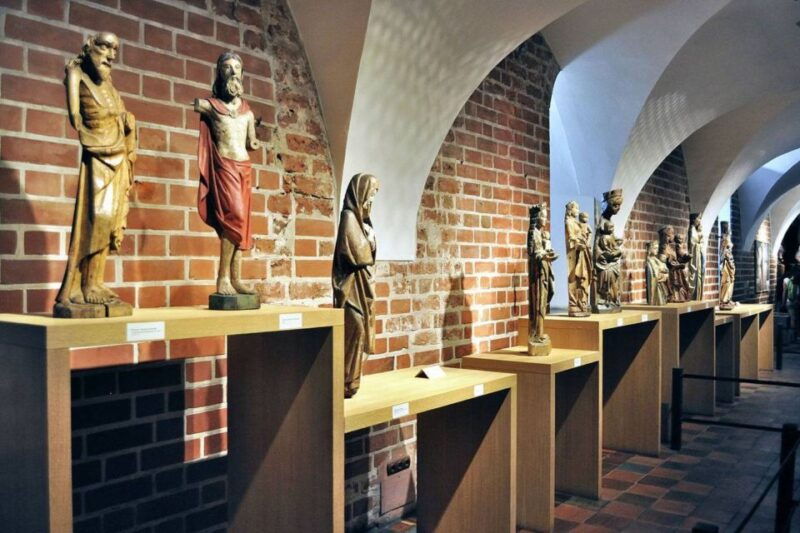 from-gdansk-malbork-castle-trip-with-ticket-and-audio-guide