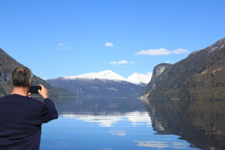 from-geiranger-geiranger-fjord-tour-with-stop-in-hellesylt