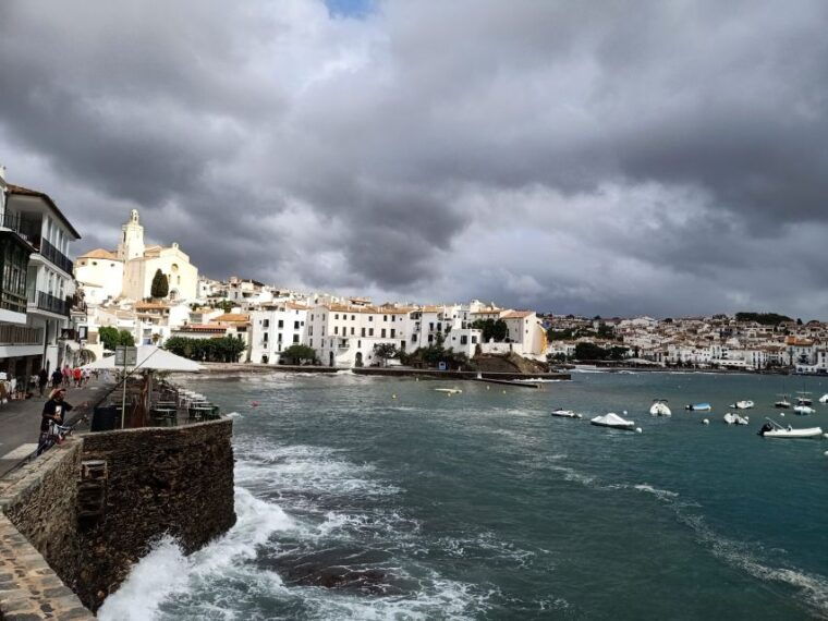 from-girona-dali-museum-cadaques-and-creus-cape-tour