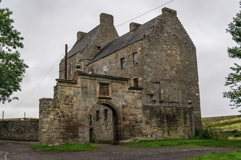 From Glasgow: Castles, Clans & Outlander Day Tour - Key Points