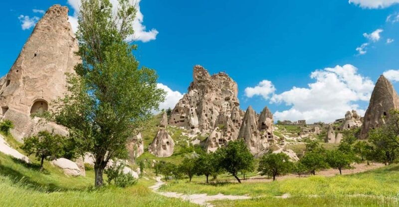 from-goreme-cappadocia-red-and-green-highlights-tour