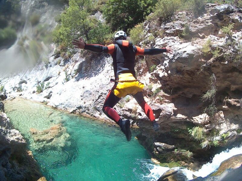 from-granada-rio-verde-canyoning-tour