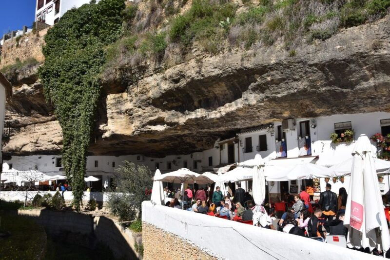 from-granada-tour-to-ronda-and-setenil-de-las-bodegas