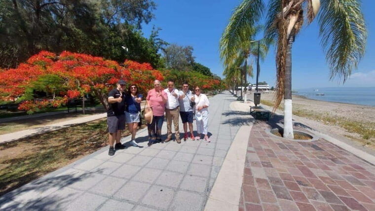 from-guadalajara-enchanting-lake-chapala-ajijic-day-trip