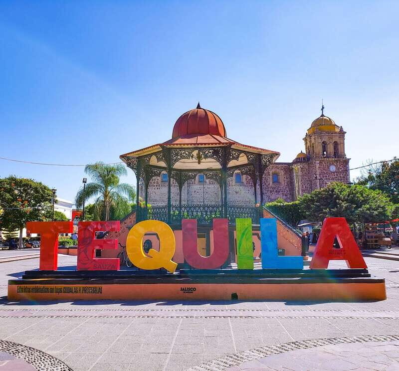 From Guadalajara: Town of Tequila & Jose Cuervo Factory Tour - Key Points