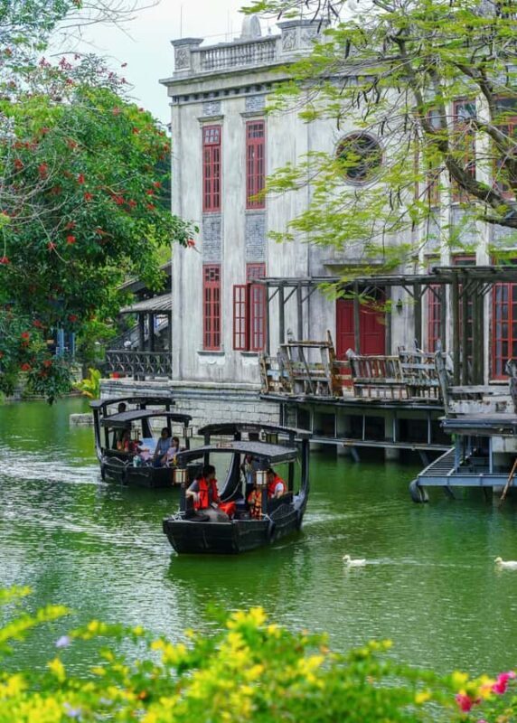 From Guangzhou: UNESCO Watchtowers & Ancient Villages Tour - Who Should Consider This Tour?