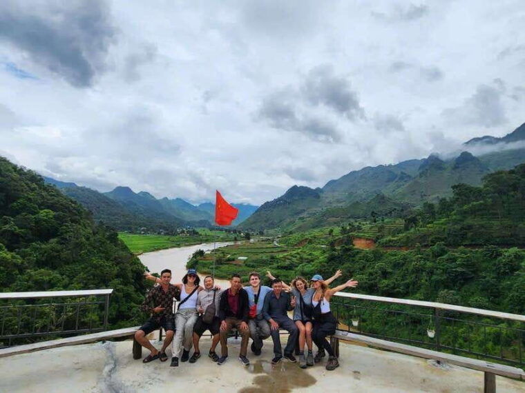 from-ha-giang-discovery-2-days-1-night-with-easy-rider