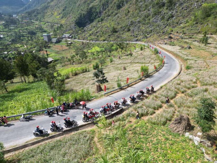 from-ha-long-2-day-ha-giang-loop-motorbike-tour-with-rider