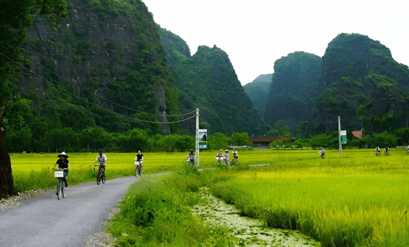 from-ha-noi-explore-ninh-binh-2-days-1-night
