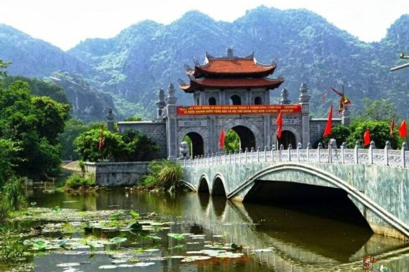 from-ha-noi-hoa-lu-tam-coc-trang-an-mua-cave-2