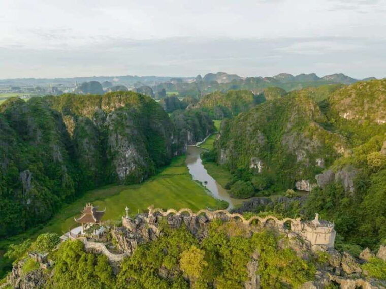 from-ha-noi-ninh-binh-backroad-jeep-tour-full-day