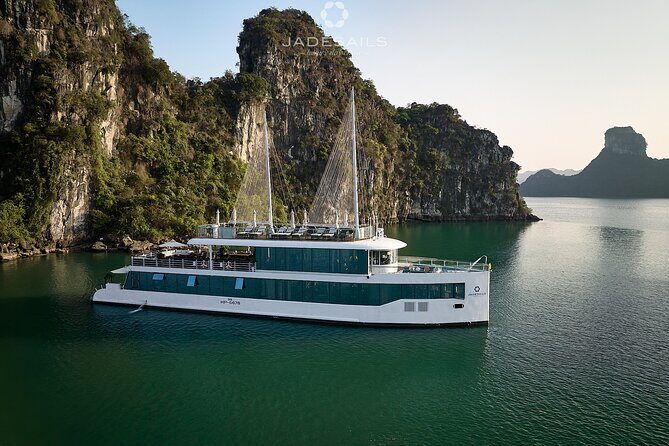 From Halong Discover the Beauty of Lan Ha Bay on JadeSails Cruise - Key Points
