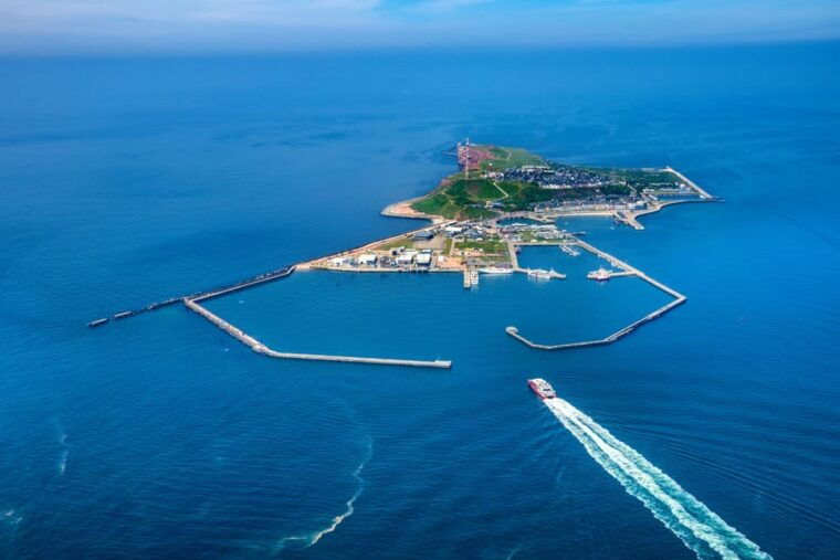 from-hamburg-brunsbuttel-or-cuxhaven-day-trip-to-helgoland