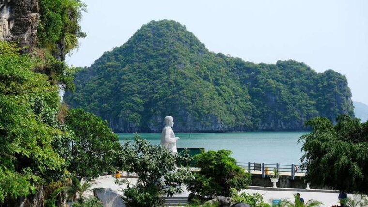 from-hanoi-1-day-halong-bay-cruise-with-big-small-groups-2