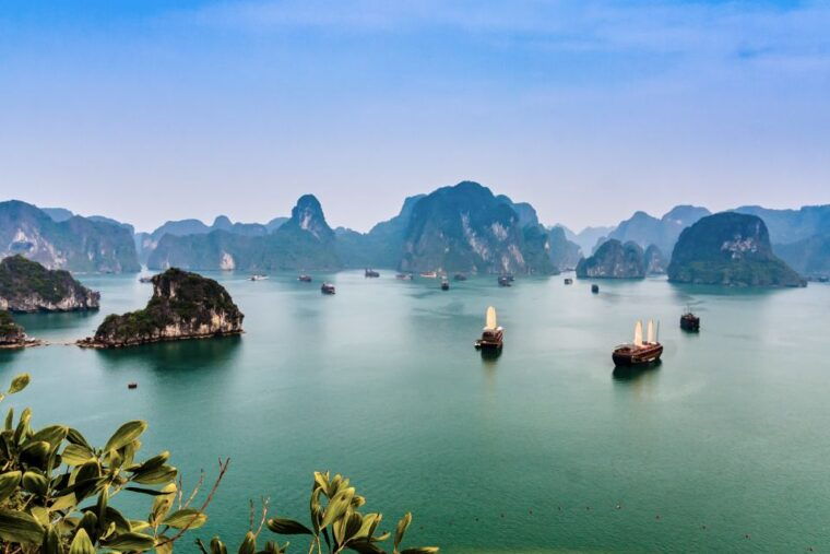 from-hanoi-1-day-halong-bay-cruise-with-big-small-groups