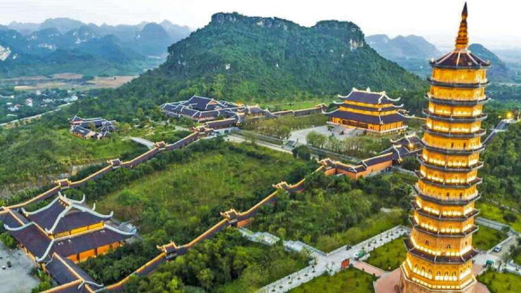 from-hanoi-1-day-ninh-binh-highlight-small-big-group-tour