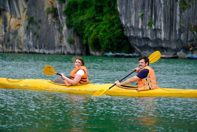 from-hanoi-2-day-halong-sapphire-cruise-with-balcony-cabin